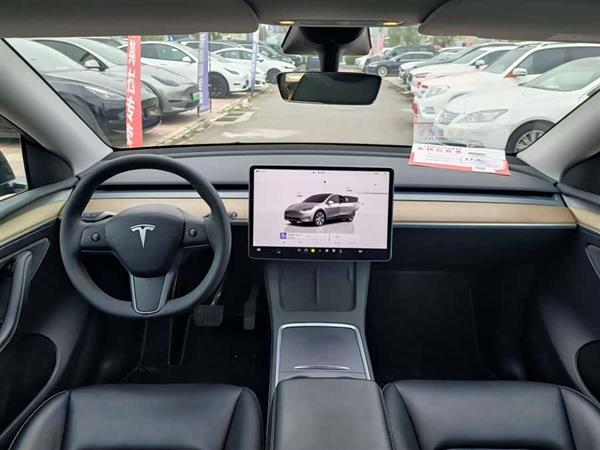 Model Y 2022款 改款 长续航全轮驱动版