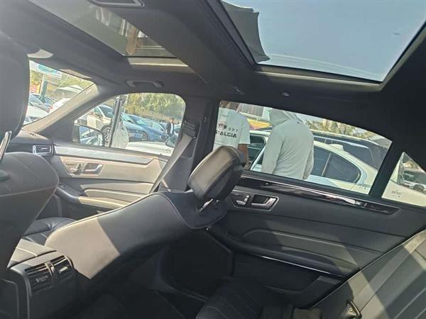 奔驰E级 2015款 E 260 L 运动型