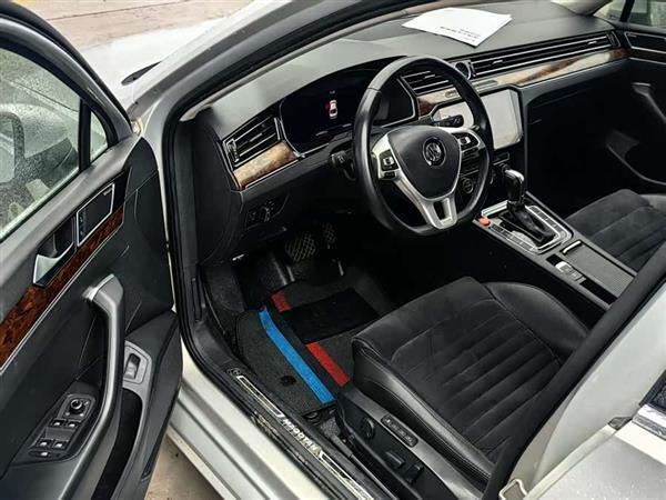 迈腾 2018款 380TSI DSG 尊贵型