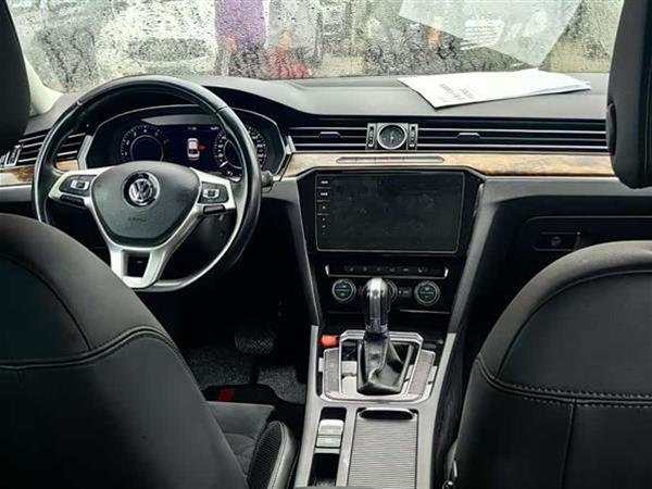 迈腾 2018款 380TSI DSG 尊贵型