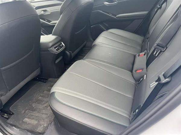 秦L 2025款 EV 545KM卓越型