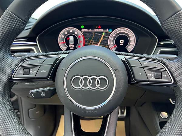 奥迪A4L 2024款 40 TFSI 豪华动感型