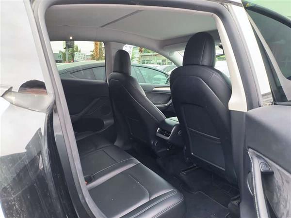 Model Y 2021款 标准续航后驱版