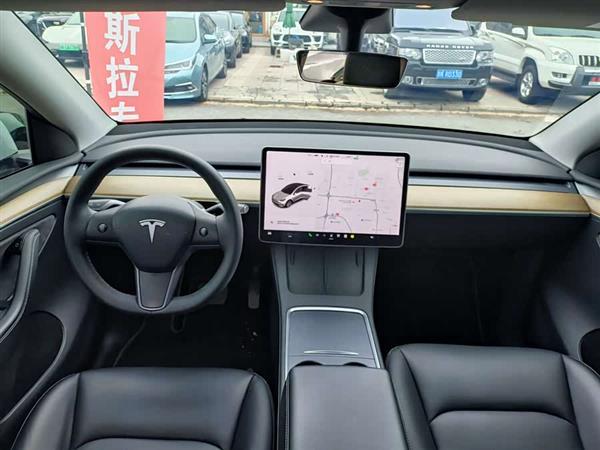 Model Y 2021款 标准续航后驱版
