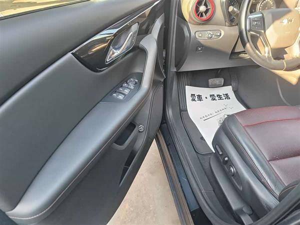 开拓者 2020款 RS 650T 四驱5座 悍版