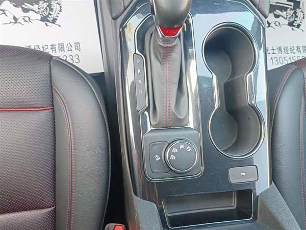 开拓者 2020款 RS 650T 四驱5座 悍版