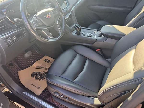 凯迪拉克XT5 2022款 2.0T 四驱豪华型