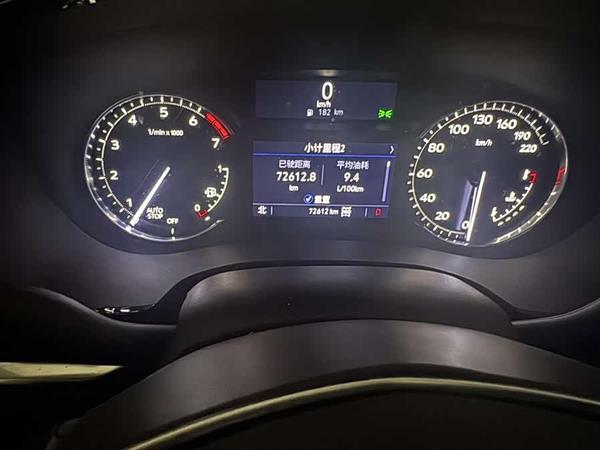 凯迪拉克XT5 2022款 2.0T 四驱豪华型