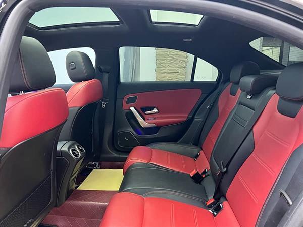 奔驰A级AMG 2023款 AMG A 35 L 4MATIC
