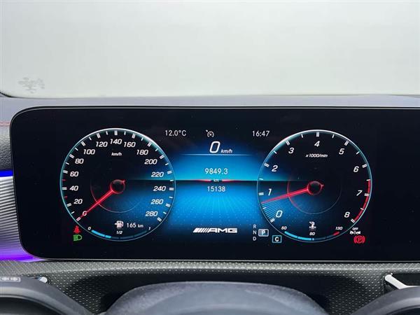 奔驰A级AMG 2023款 AMG A 35 L 4MATIC