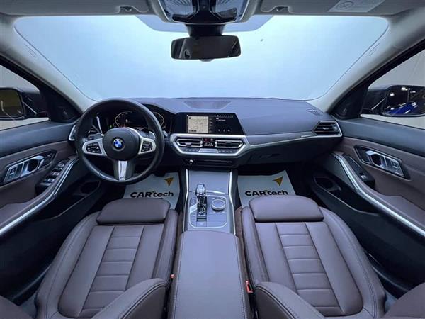 宝马3系 2020款 330Li xDrive M运动曜夜套装