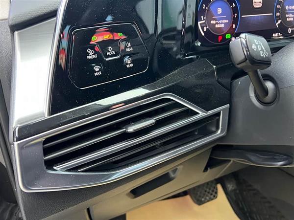 揽境 2023款 改款 380TSI 四驱豪华佳境版Pro 6座