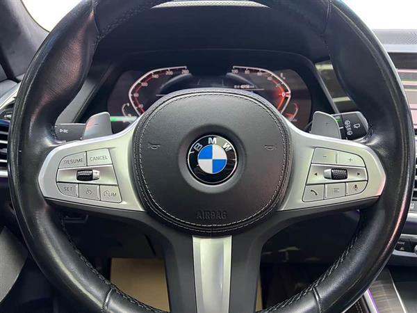 宝马X5 2022款 改款 xDrive 40Li M运动套装