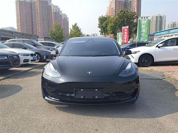 Model 3 2022款 后轮驱动版