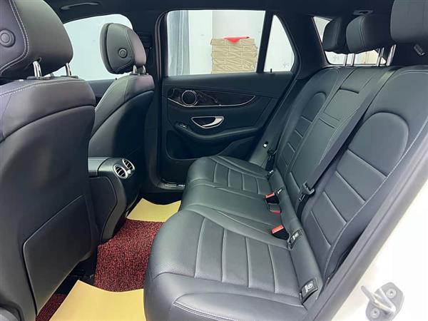 奔驰GLC 2018款 GLC 260 4MATIC 动感型
