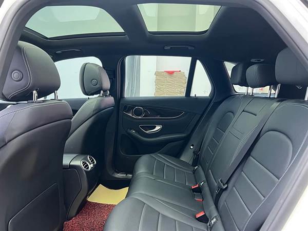 奔驰GLC 2018款 GLC 260 4MATIC 动感型