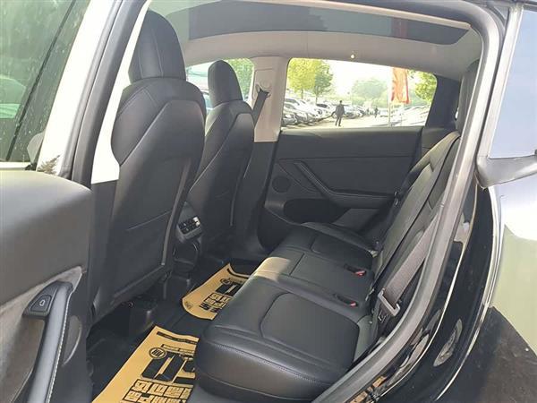Model Y 2022款 长续航全轮驱动版