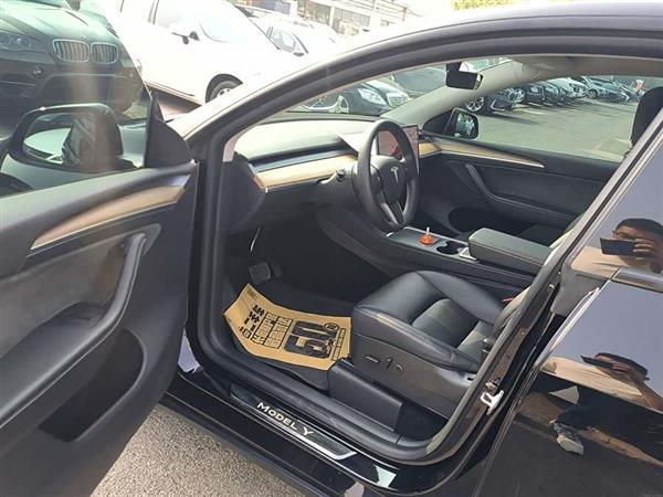 Model Y 2022款 长续航全轮驱动版
