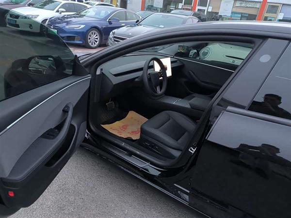 Model 3 2025款 后轮驱动版