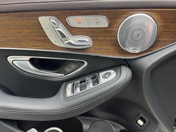 奔驰GLC 2021款 GLC 300 L 4MATIC 动感型
