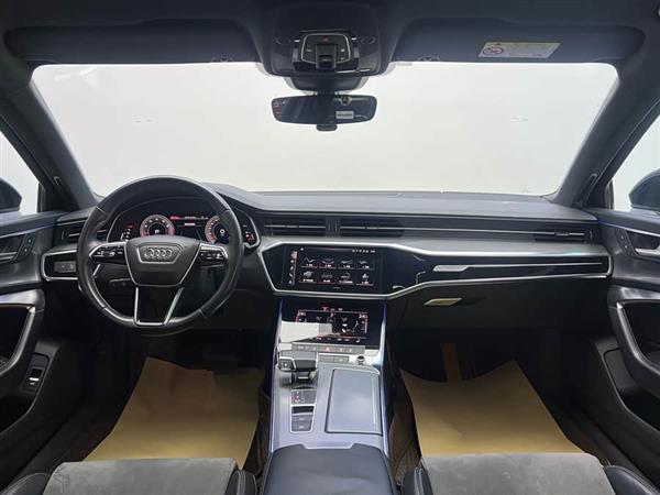奥迪A6L 2021款 40 TFSI 豪华动感型