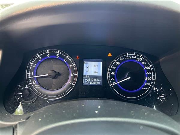 英菲尼迪QX50 2015款 2.5L 舒适版