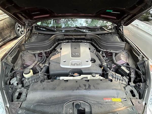 英菲尼迪QX50 2015款 2.5L 舒适版