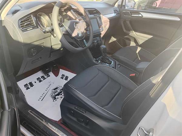 途观L 2017款 380TSI 自动四驱至尊旗舰版