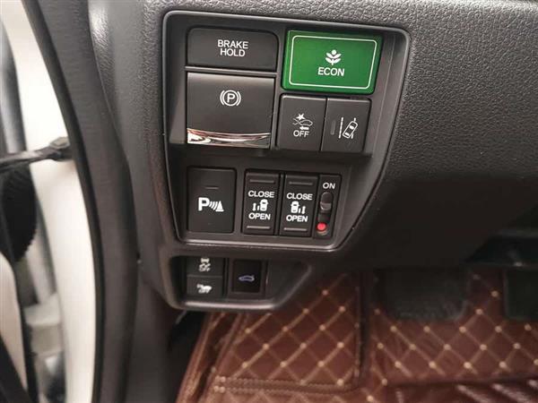 艾力绅 2019款 2.0L 混动豪华版