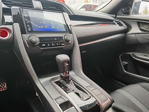 思域 2021款 HATCHBACK 220TURBO CVT潮酷控