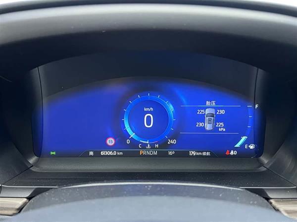 探险者 2020款 EcoBoost 285 四驱钛金版 6座