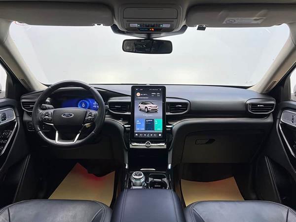 探险者 2020款 EcoBoost 285 四驱钛金版 6座