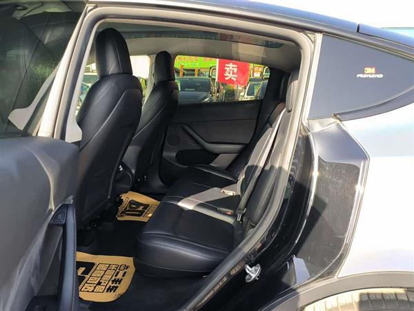 Model Y 2021款 标准续航后驱版