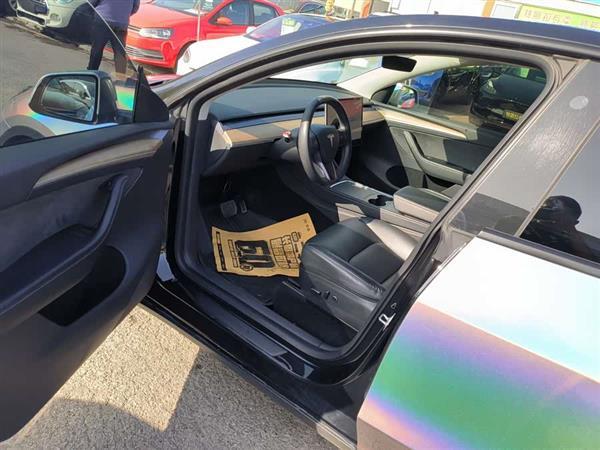 Model Y 2021款 标准续航后驱版