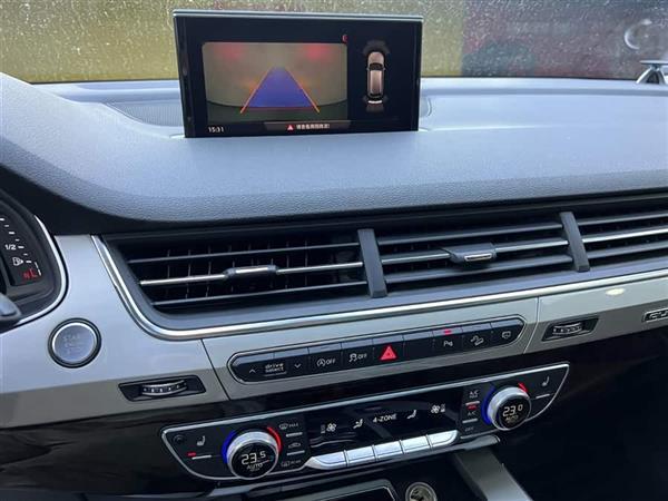 奥迪Q7 2019款 55 TFSI S line运动型