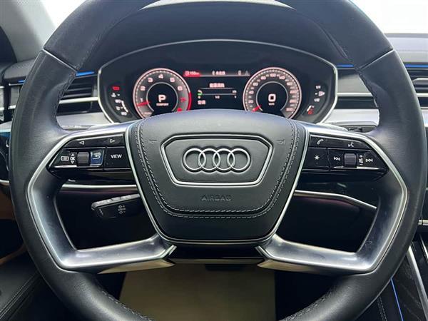 奥迪A8 2024款 A8L 50 TFSI quattro 臻选型