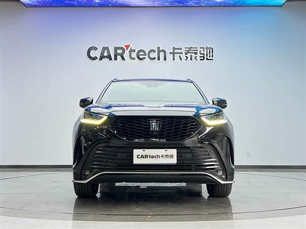 皇冠陆放 2021款 2.5L HEV四驱旗舰版