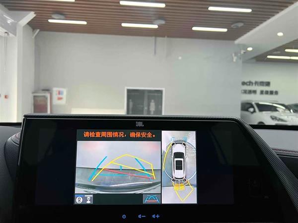 皇冠陆放 2021款 2.5L HEV四驱旗舰版