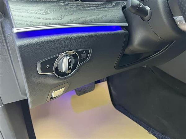 奔驰E级 2019款 改款 E 300 L 运动豪华型