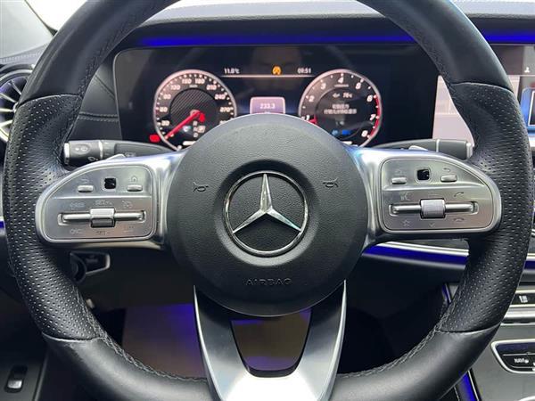 奔驰E级 2019款 改款 E 300 L 运动豪华型