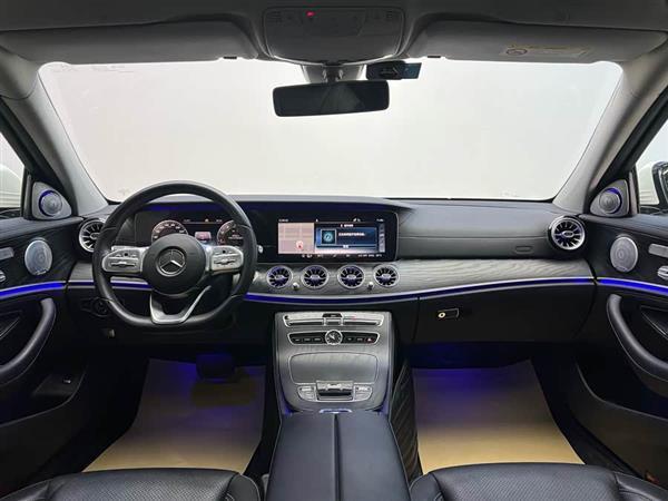 奔驰E级 2019款 改款 E 300 L 运动豪华型