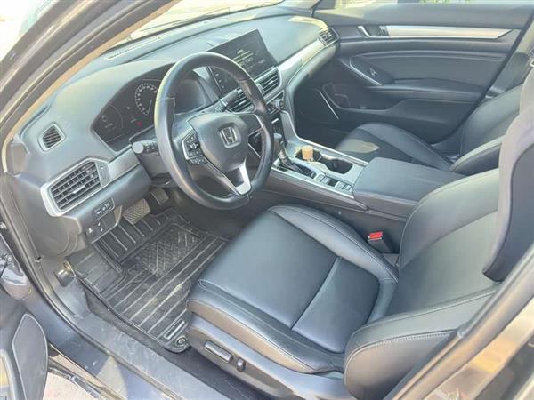 雅阁 2022款 260TURBO 豪华版