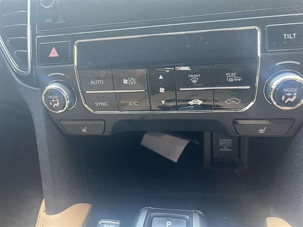 本田UR-V 2020款 370TURBO 两驱尊雅版