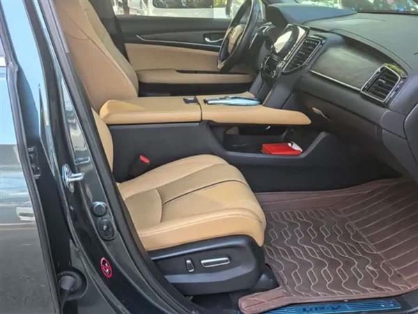 本田UR-V 2020款 370TURBO 两驱尊雅版