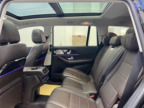 奔驰GLS 2023款 改款二 GLS 450 4MATIC 时尚型