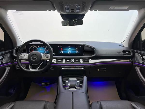 奔驰GLS 2023款 改款二 GLS 450 4MATIC 时尚型