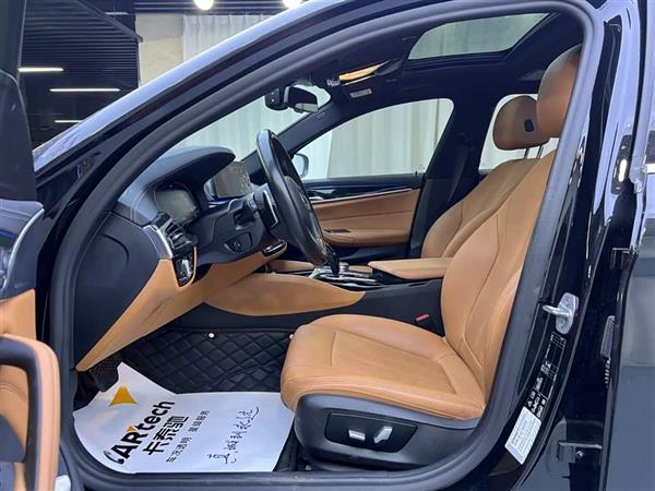 宝马5系 2020款 530Li xDrive M运动套装