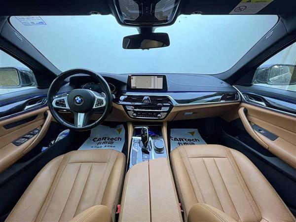 宝马5系 2020款 530Li xDrive M运动套装