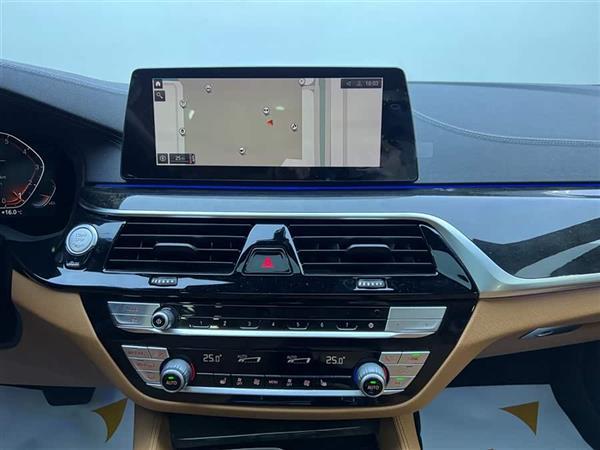 宝马5系 2020款 530Li xDrive M运动套装