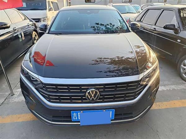 帕萨特 2024款 330TSI 精英版